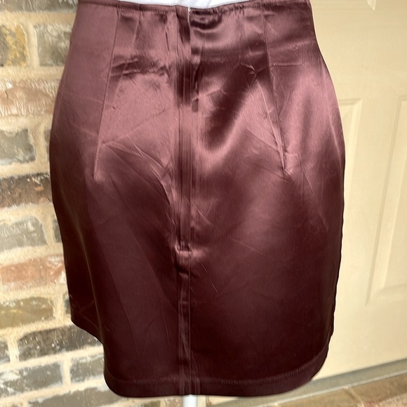 Vintage Brown Satin Fitted Mini Skirt High Waisted Back Zip Chocolate Size 9/10 - Picture 4 of 9